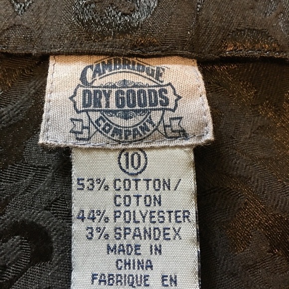Cambridge Dry Goods pants sz 10. Tone on tone detail. Side zipper. - Picture 2 of 8
